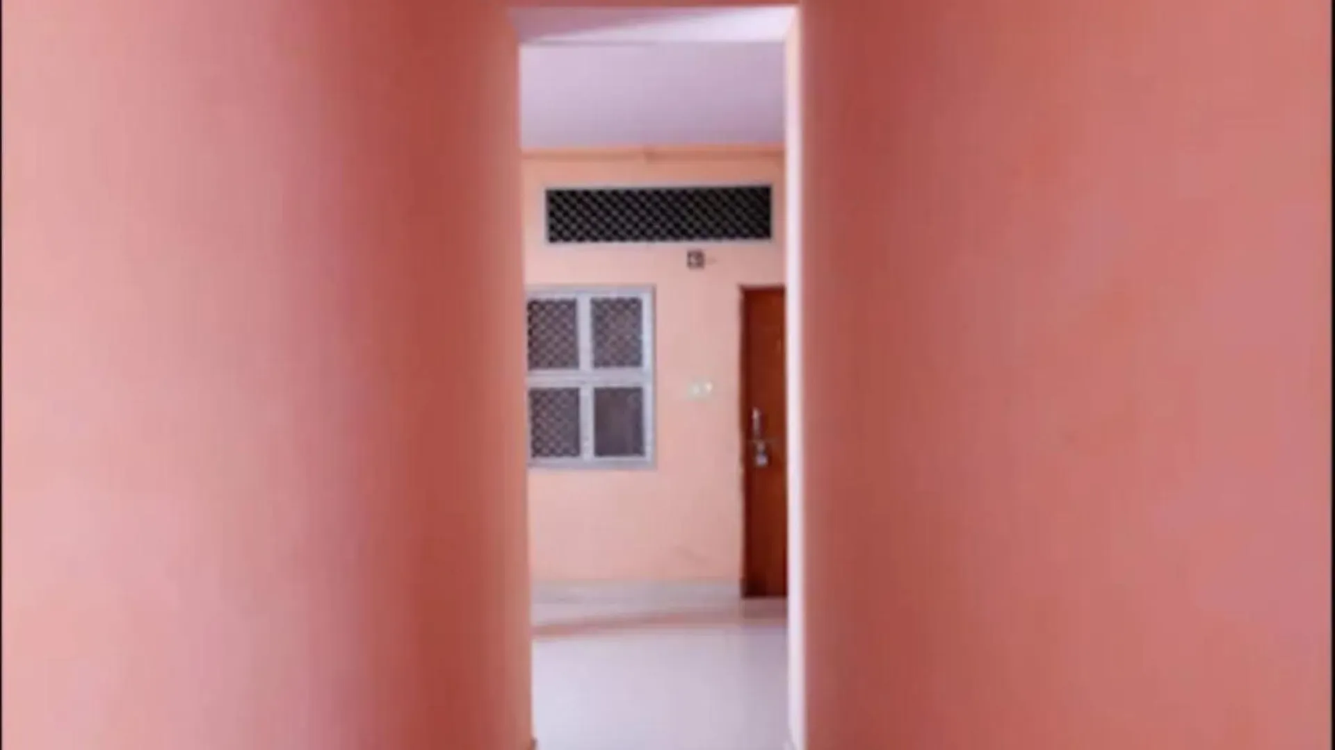 Hotel Swastik Guest House Varanasi - Perfect Location And Comfortable Room